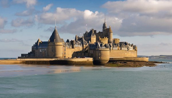 Découvrez Pourquoi Saint-Malo est la Destination Idéale pour des Vacances en Famille